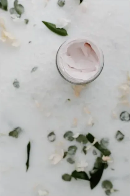 Detail Moisturizer Jar Flat Lay Photo Number 13