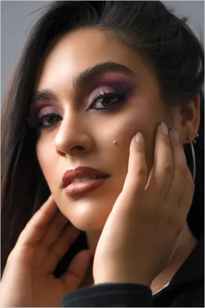 Detail Natural Makeup Beauty Portrait Photo Number 2