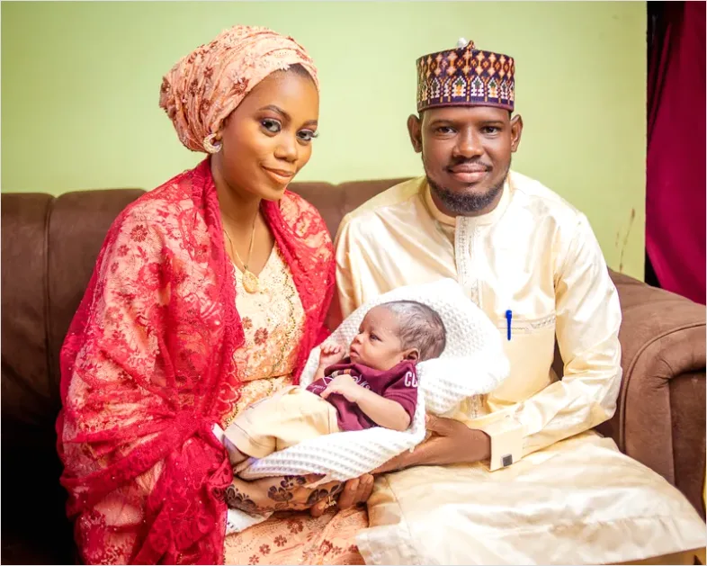 Newborn Naming Ceremony Family Photo 6560