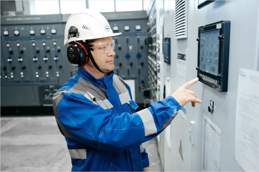 Detail Process Engineering Plant Operations Number 4