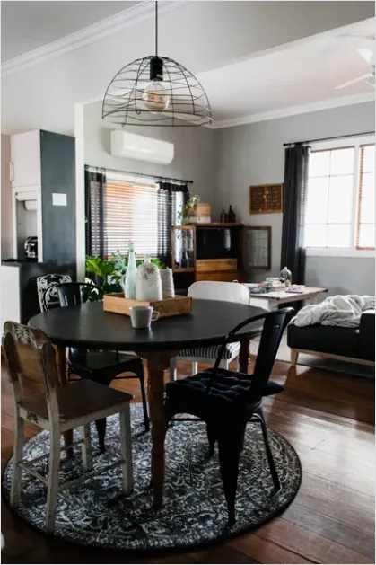 Detail Round Dining Table Decor Number 6