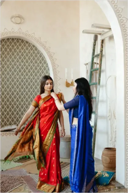 Detail Sari Drape Indian Traditional Clothing Photo Number 3