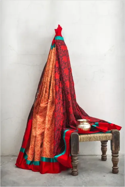 Detail Sari Drape Indian Traditional Clothing Photo Number 4