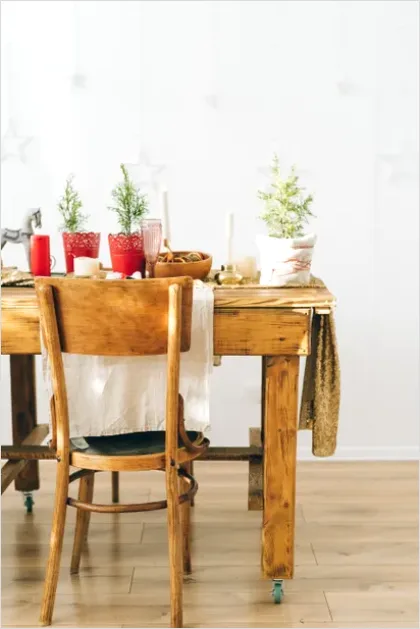 Detail Small Dining Room Design Number 10