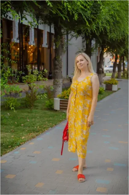 Detail Summer Dress Outfit Photo Number 8