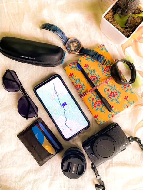 Detail Sunglasses Flat Lay Photo Number 12