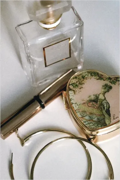 Detail Vintage Perfume Still Life Number 3