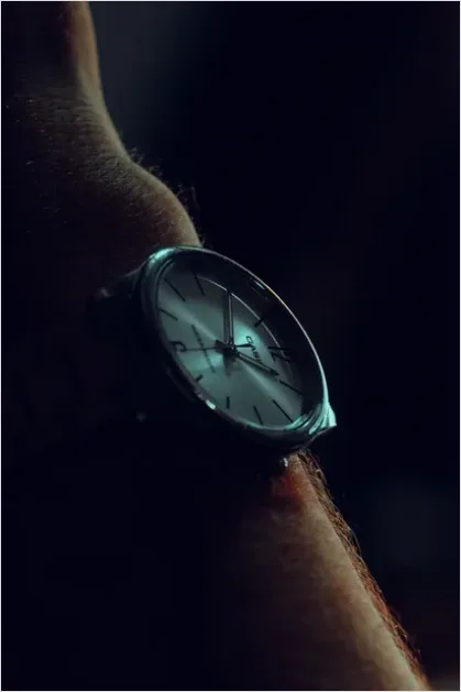 Detail Watch On Wrist Close Up Number 8