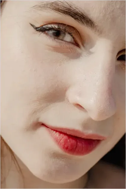 Winged Eyeliner Close Up Photo 7b5a