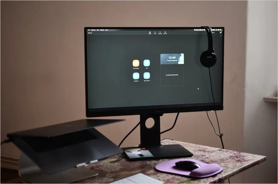 Detail Work From Home Desk Setup Number 3