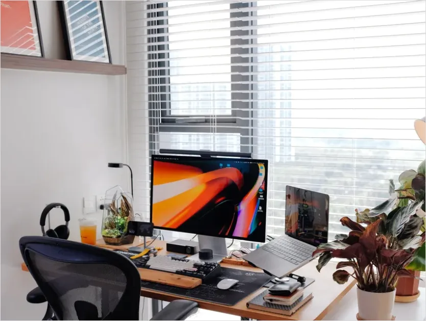 Detail Work From Home Desk Setup Number 4
