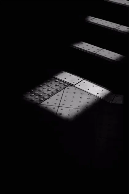 Detail Abstract Geometric Shadow Pattern Photo Number 13