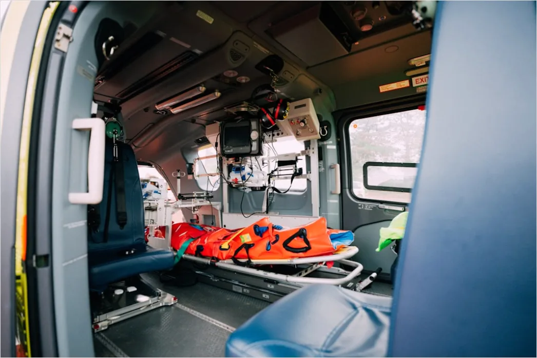 Detail Ambulance Interior Medical Equipment Detail Number 2