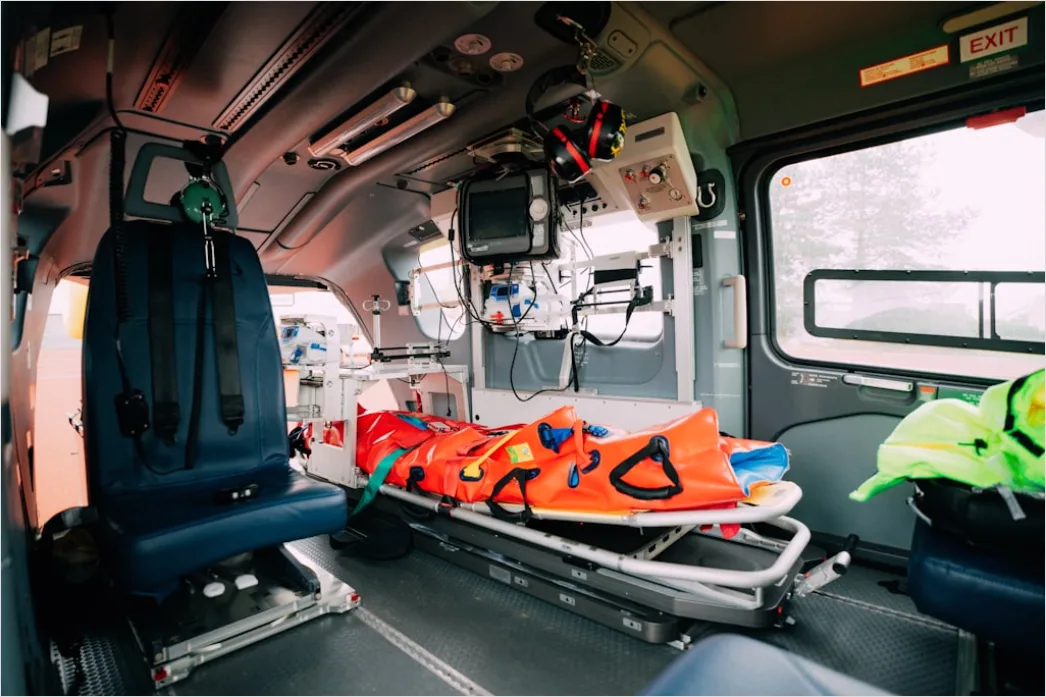 Detail Ambulance Interior Medical Equipment Detail Number 3