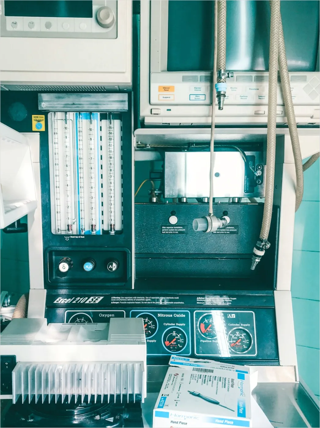 Detail Ambulance Interior Medical Equipment Detail Number 6