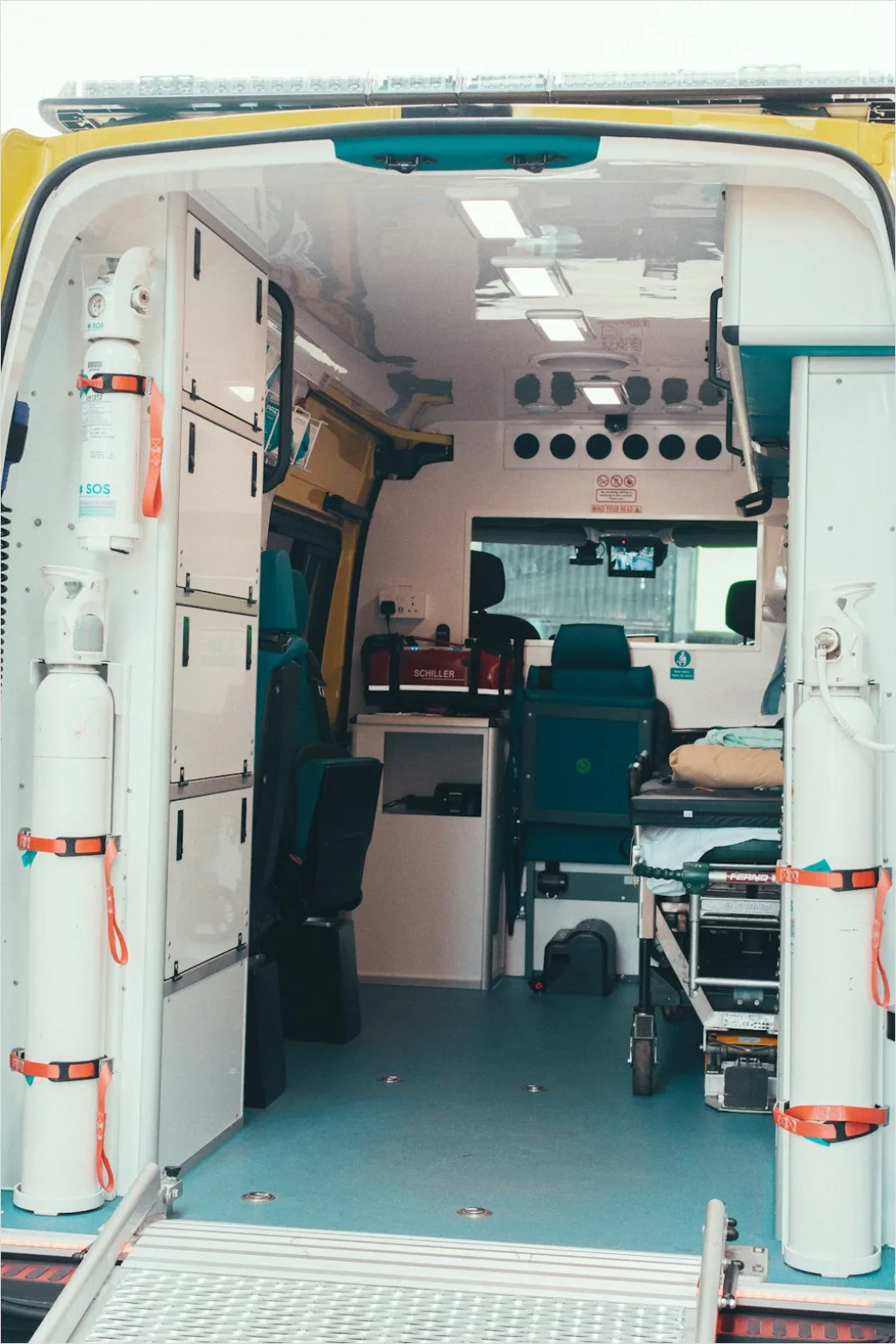 Detail Ambulance Interior Medical Equipment Detail Number 10