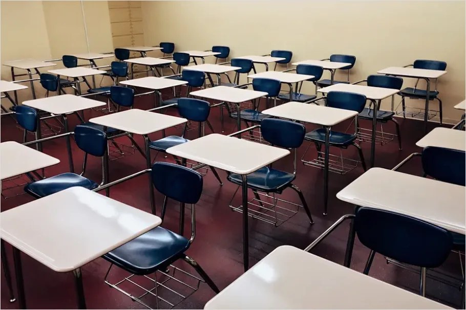 Detail Classroom Empty Desks Photo Number 7