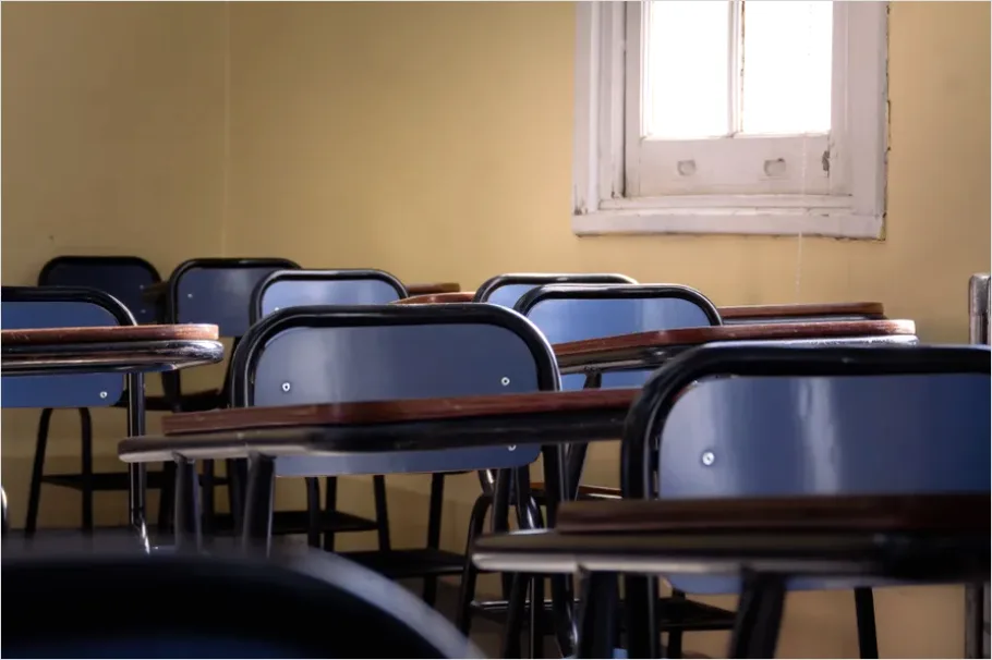Detail Classroom Empty Desks Photo Number 8