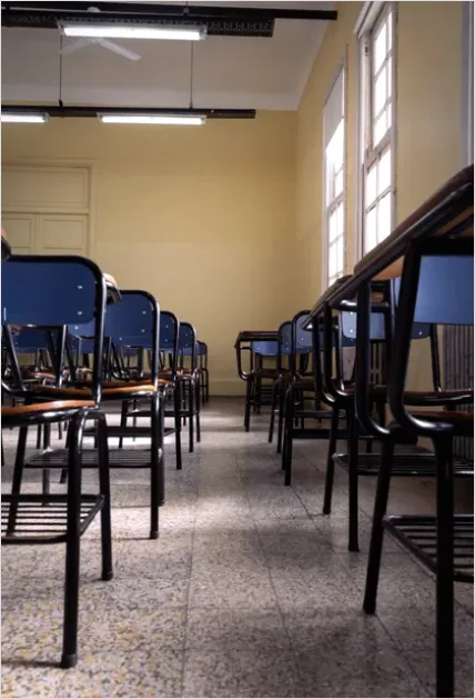 Detail Classroom Empty Desks Photo Number 9