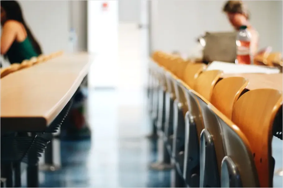 Detail College Lecture Hall Photo Number 11