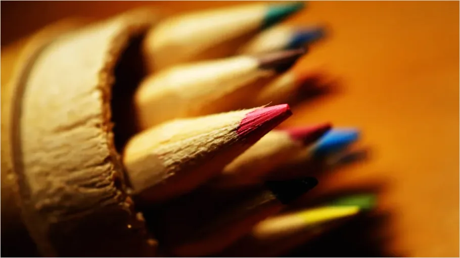 Colored Pencils Close Up Photo 040e