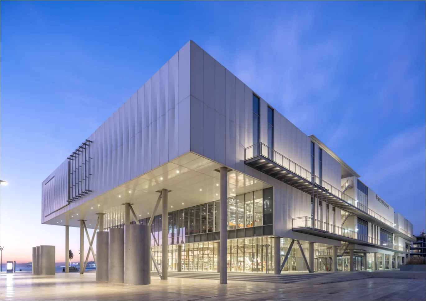 Detail Contemporary Museum Building Exterior Photo Number 5