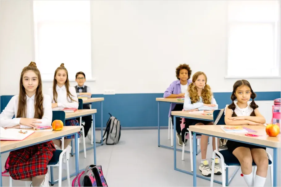 Detail Diverse Learners Classroom Photo Number 2