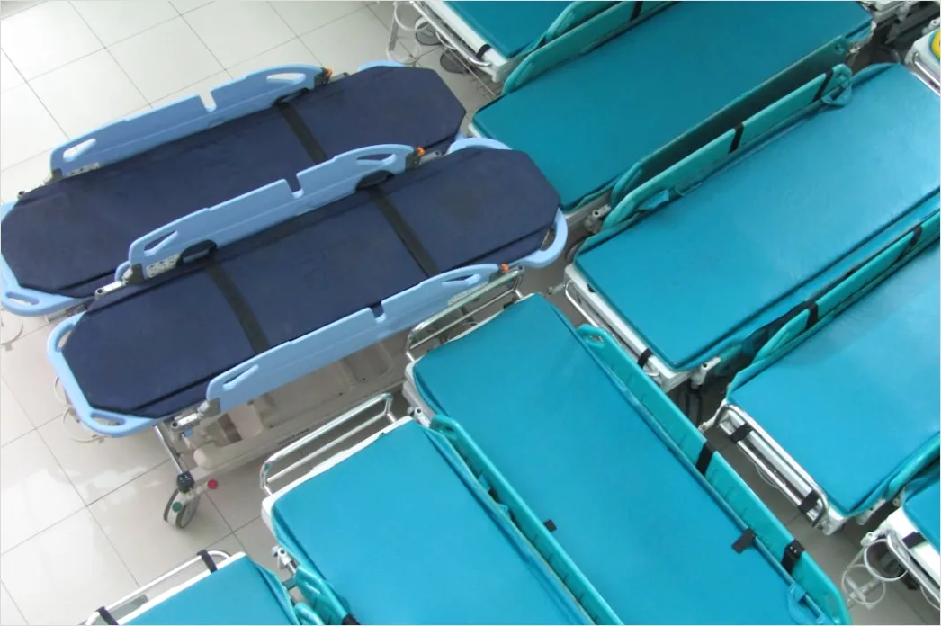 Detail Emergency Room Triage Desk Busy Number 2
