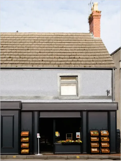 Detail Grocery Store Facade Exterior Photo Number 5