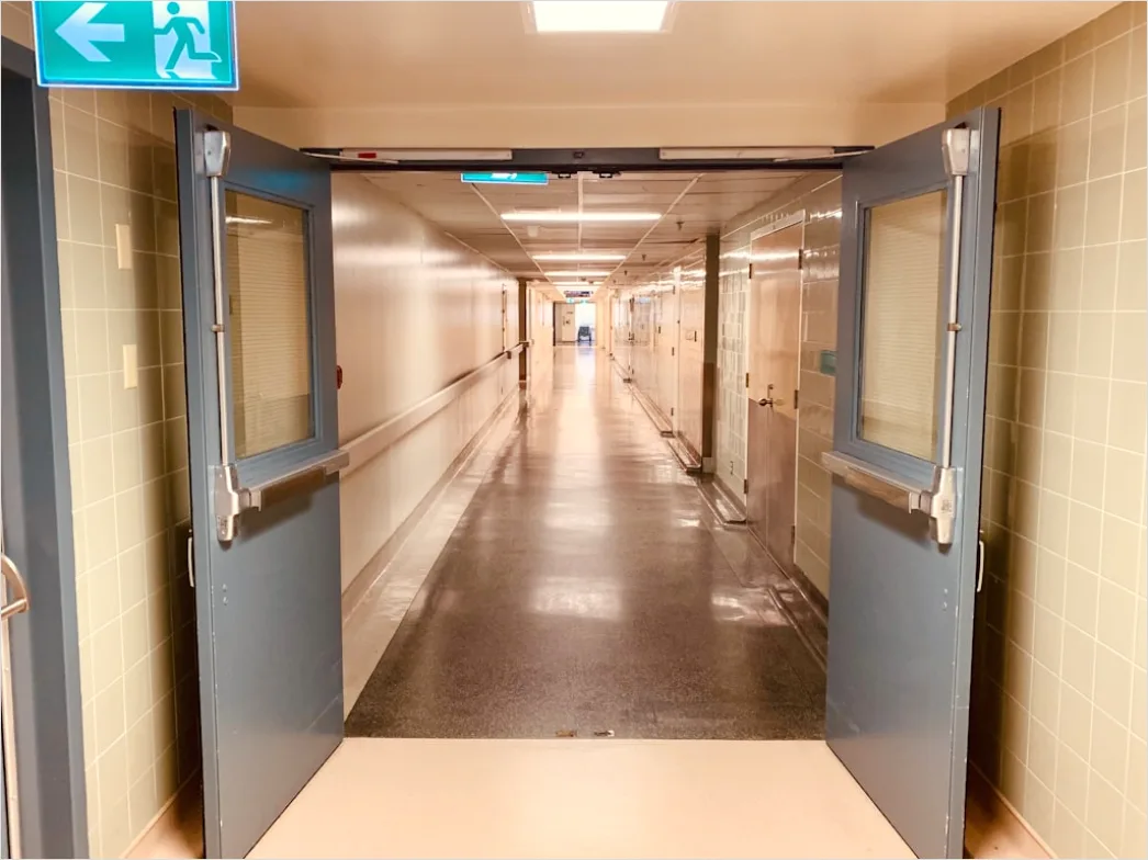 Hospital Corridor Clean Sterile Lighting 78c8