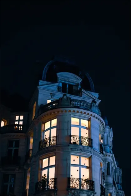 Detail Luxury Mansion Exterior Night Photo Number 8