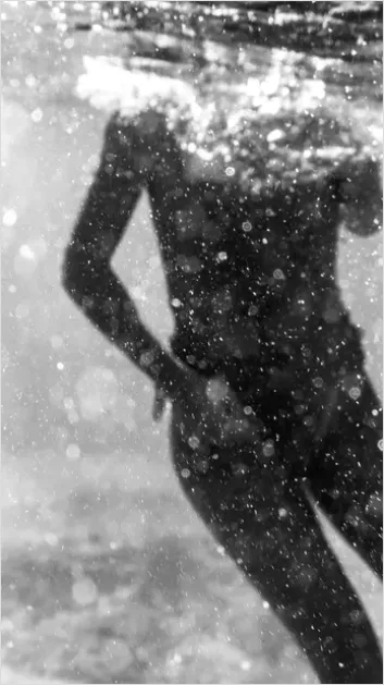 Detail Marlin Underwater Hunting Photo Number 11