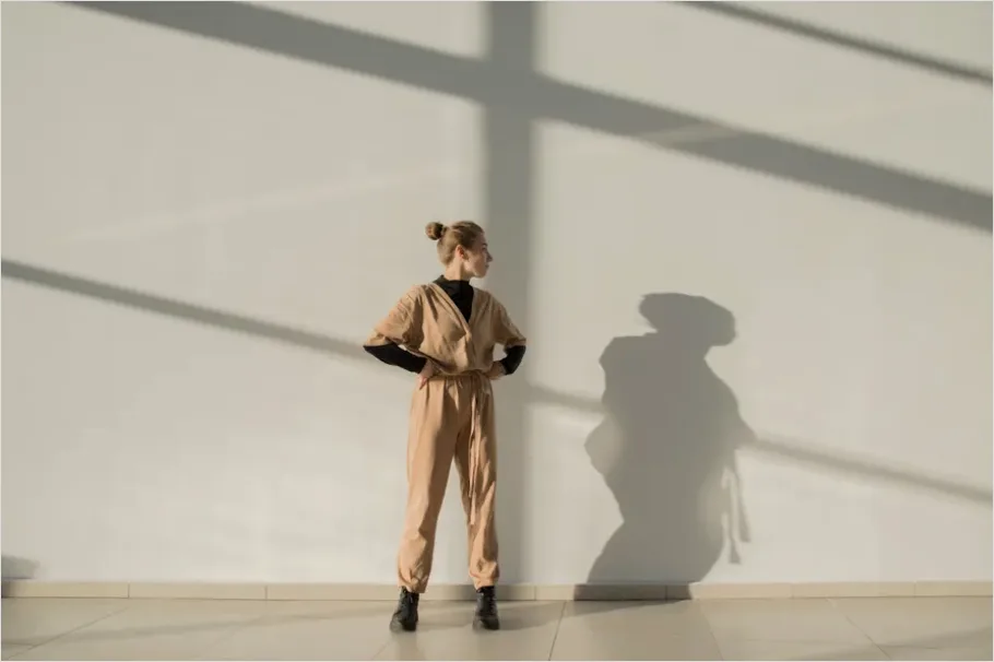 Detail Minimal Beige Outfit Aesthetic Photo Number 14