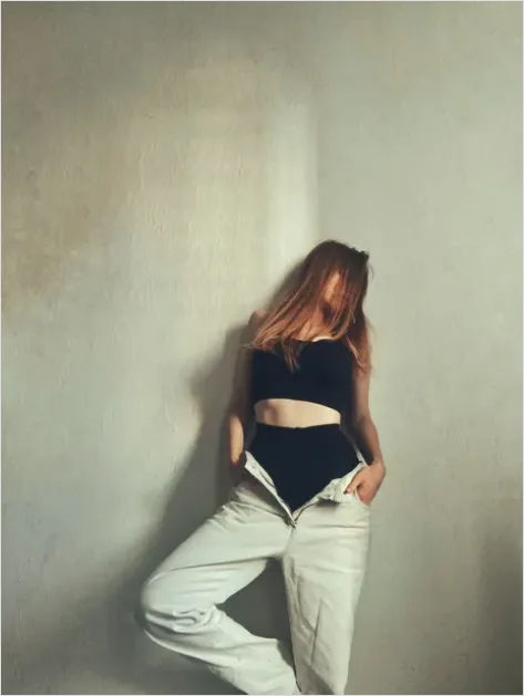 Detail Minimal Black Outfit Aesthetic Photo Number 8