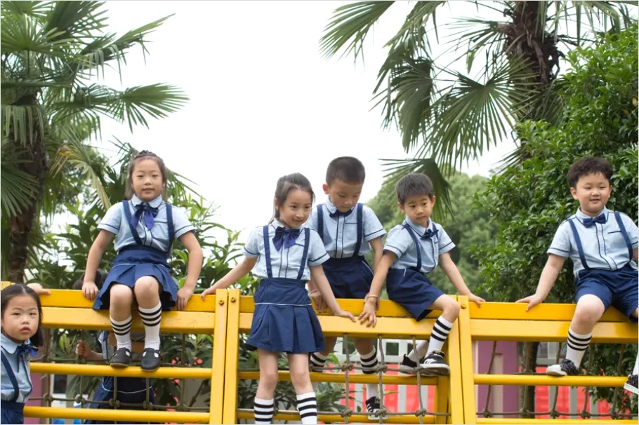 Detail Playground Recess Students Photo Number 11