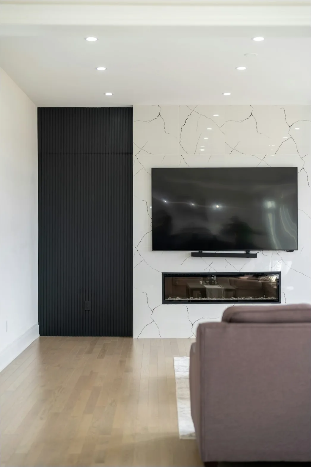 Detail Residential Living Room Architecture Photo Number 4