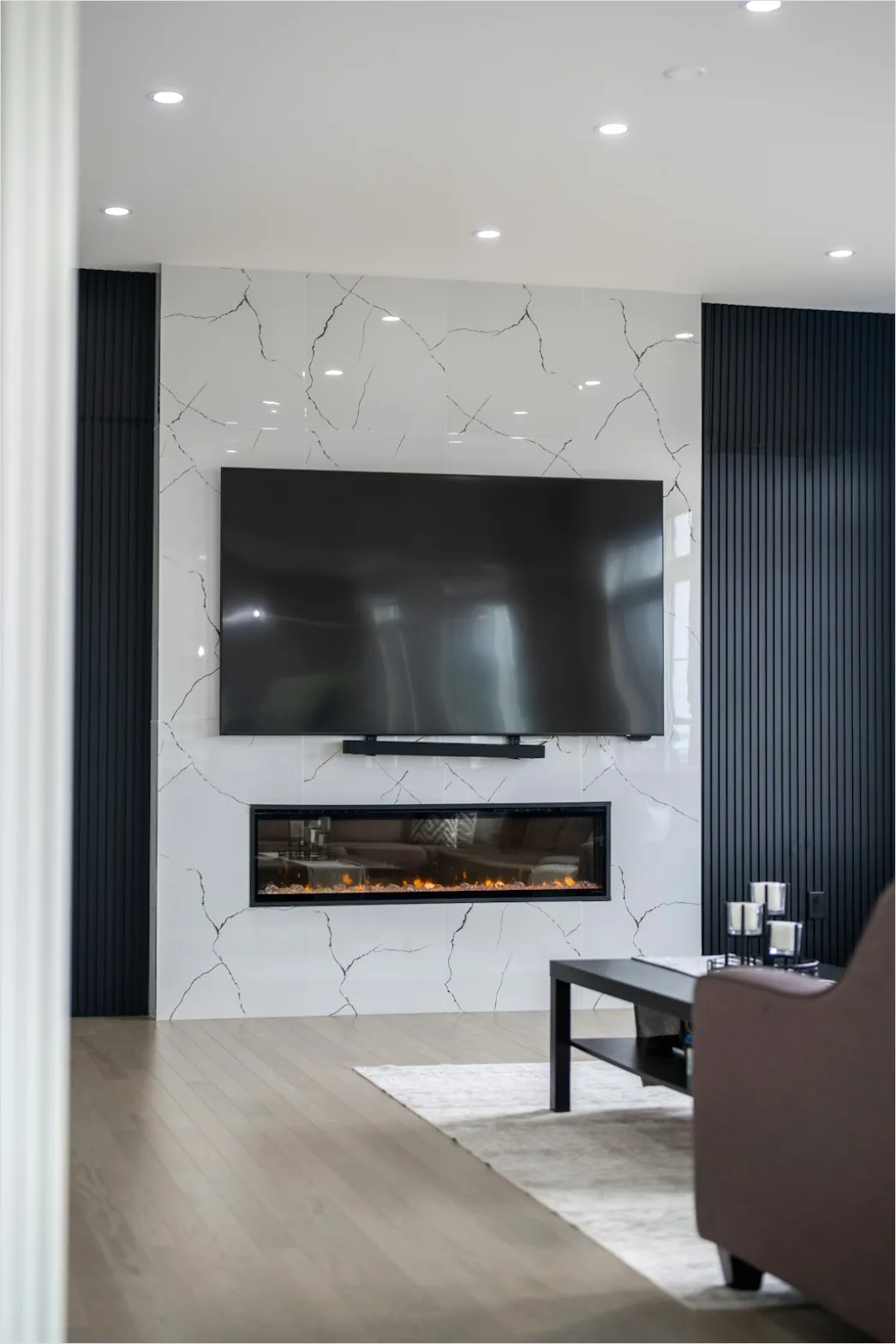 Detail Residential Living Room Architecture Photo Number 8