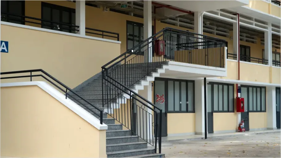 Detail School Entrance Building Exterior Photo Number 8