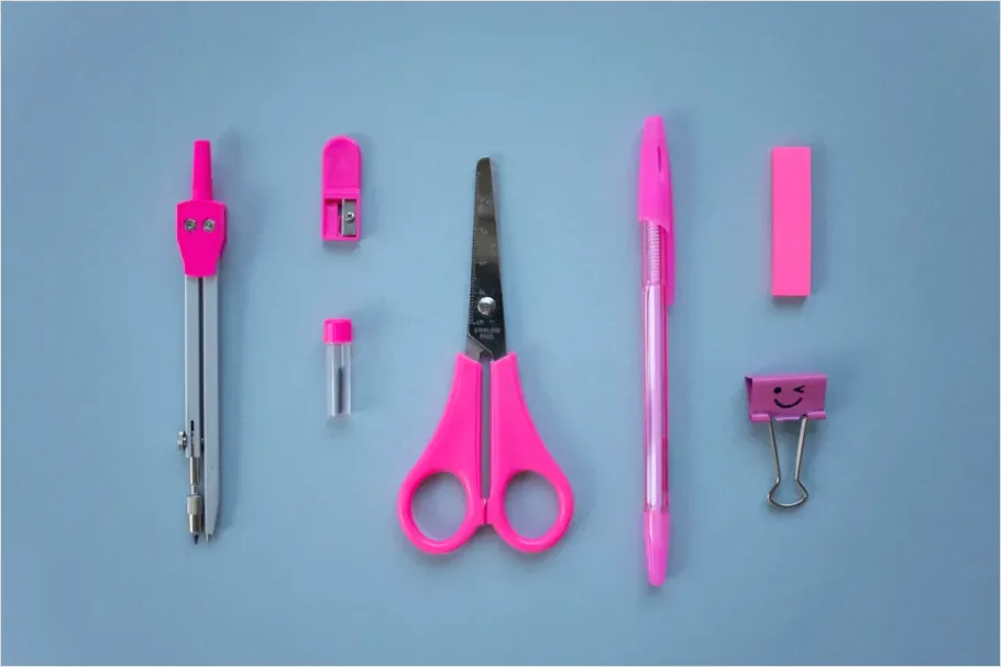 Detail School Supplies Flat Lay Photo Number 16