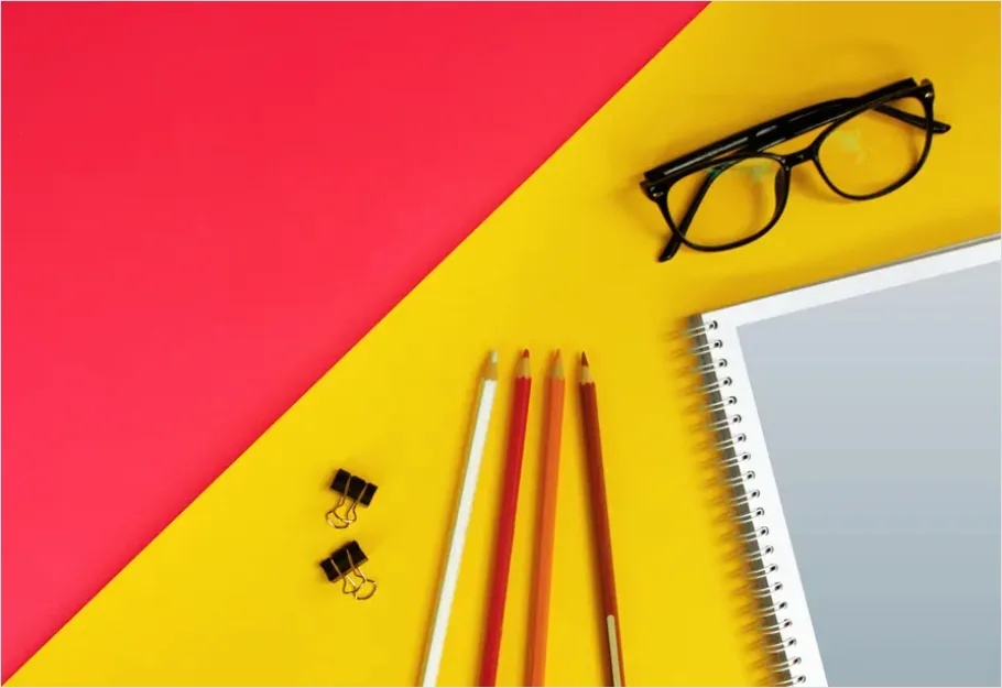 Detail School Supplies Flat Lay Photo Number 4