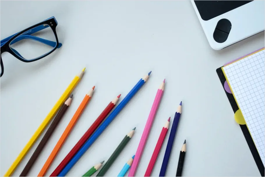 Detail School Supplies Flat Lay Photo Number 7
