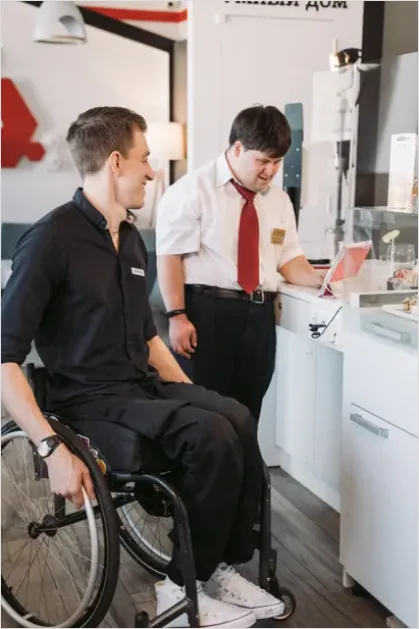 Detail Student Using Assistive Technology Photo Number 11