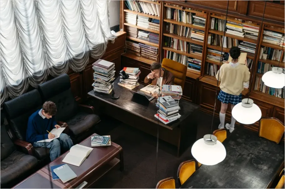 Detail Students Studying In Library Photo Number 12