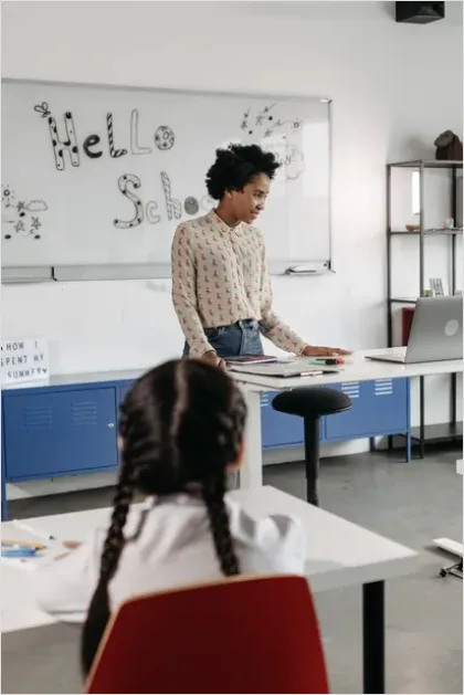 Detail Substitute Teacher Classroom Photo Number 8