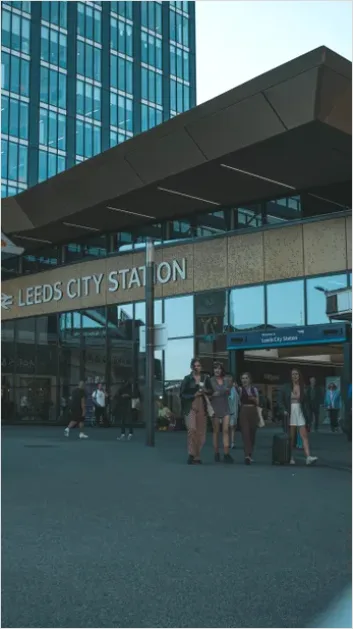 Detail Train Station Building Exterior Photo Number 3