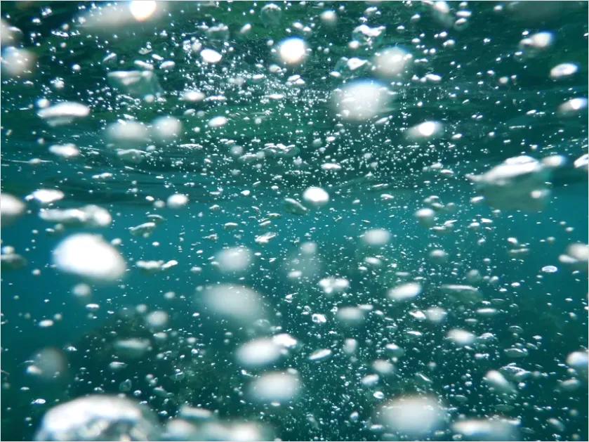 Detail Underwater Abstract Bubbles Photo Number 13