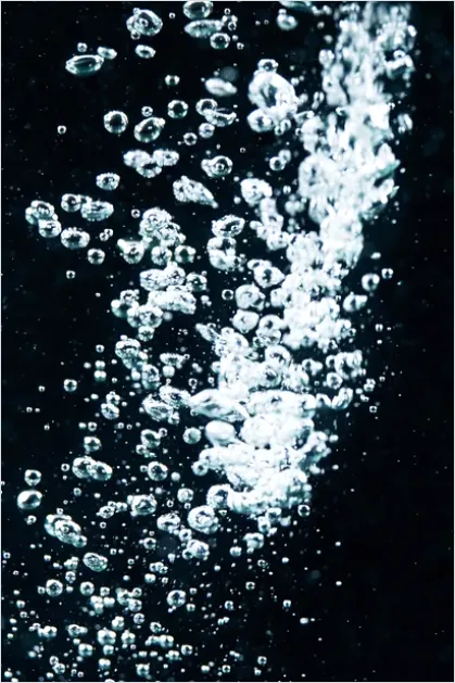 Detail Underwater Abstract Bubbles Photo Number 5