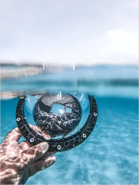 Detail Underwater Camera Housing Close Up Number 9