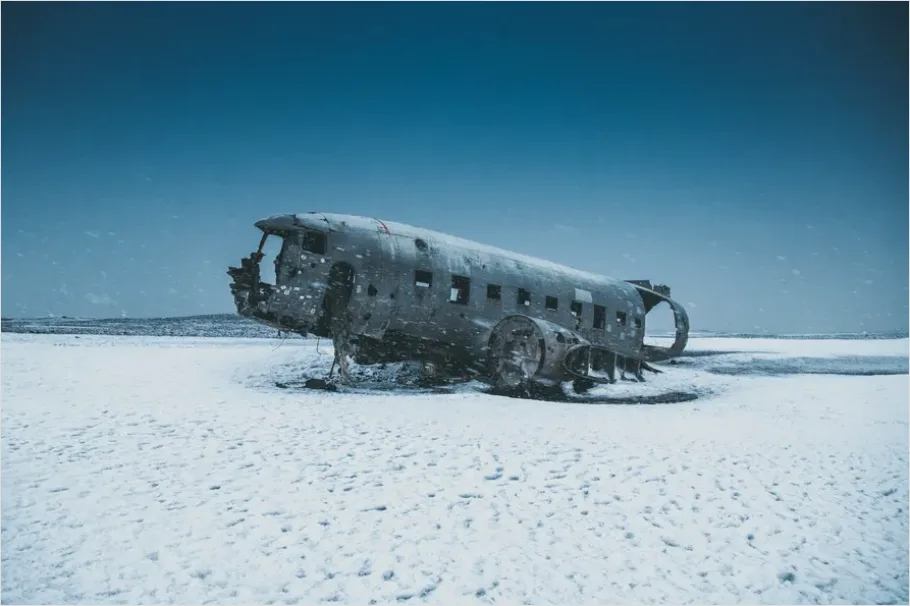 Detail Underwater Plane Wreck Photo Number 12
