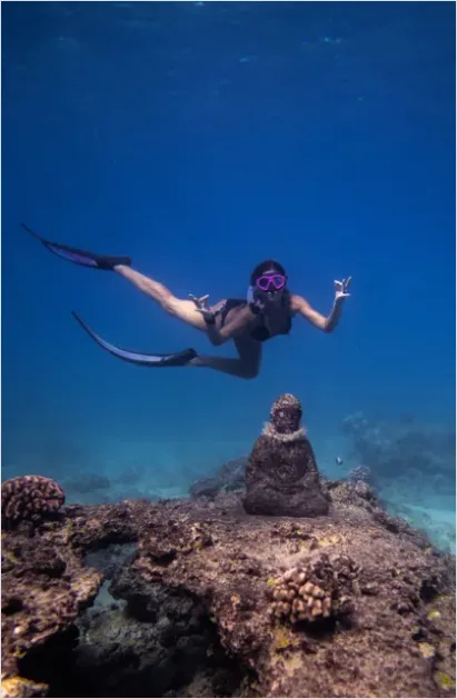 Detail Underwater Statue Reef Photo Number 15